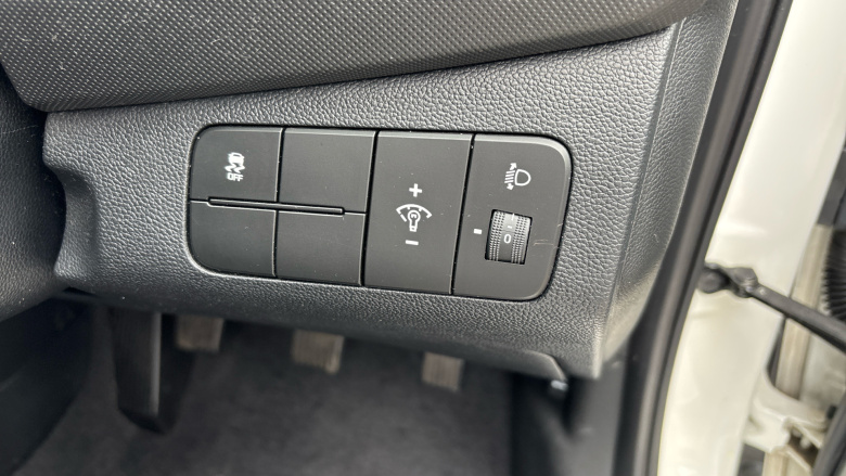 Hyundai i10 1.0 SE 5dr Petrol Hatchback